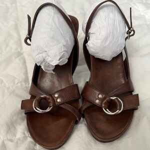 Kenneth Cole Brown Leather Heels